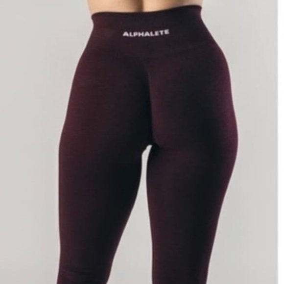 Alphalete Amplify - Black Cherry - Picture 1 of 3